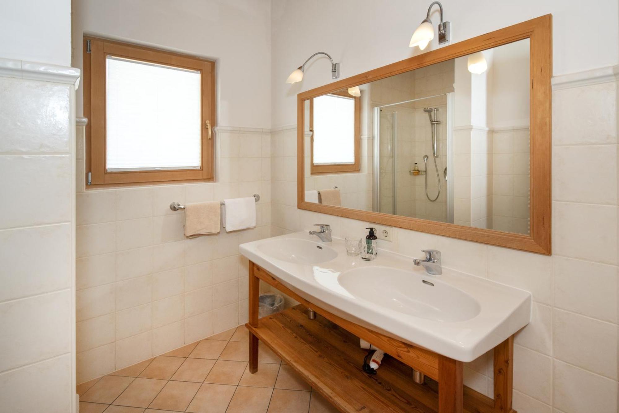 Gaestehaus Larch 알프바취 외부 사진
